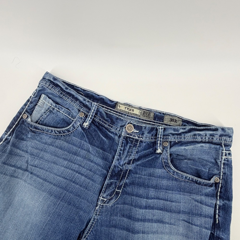 BKE Tyler Straight Leg Jeans Mens 38R Blue Medium Wash Contrast Stitch Denim‎